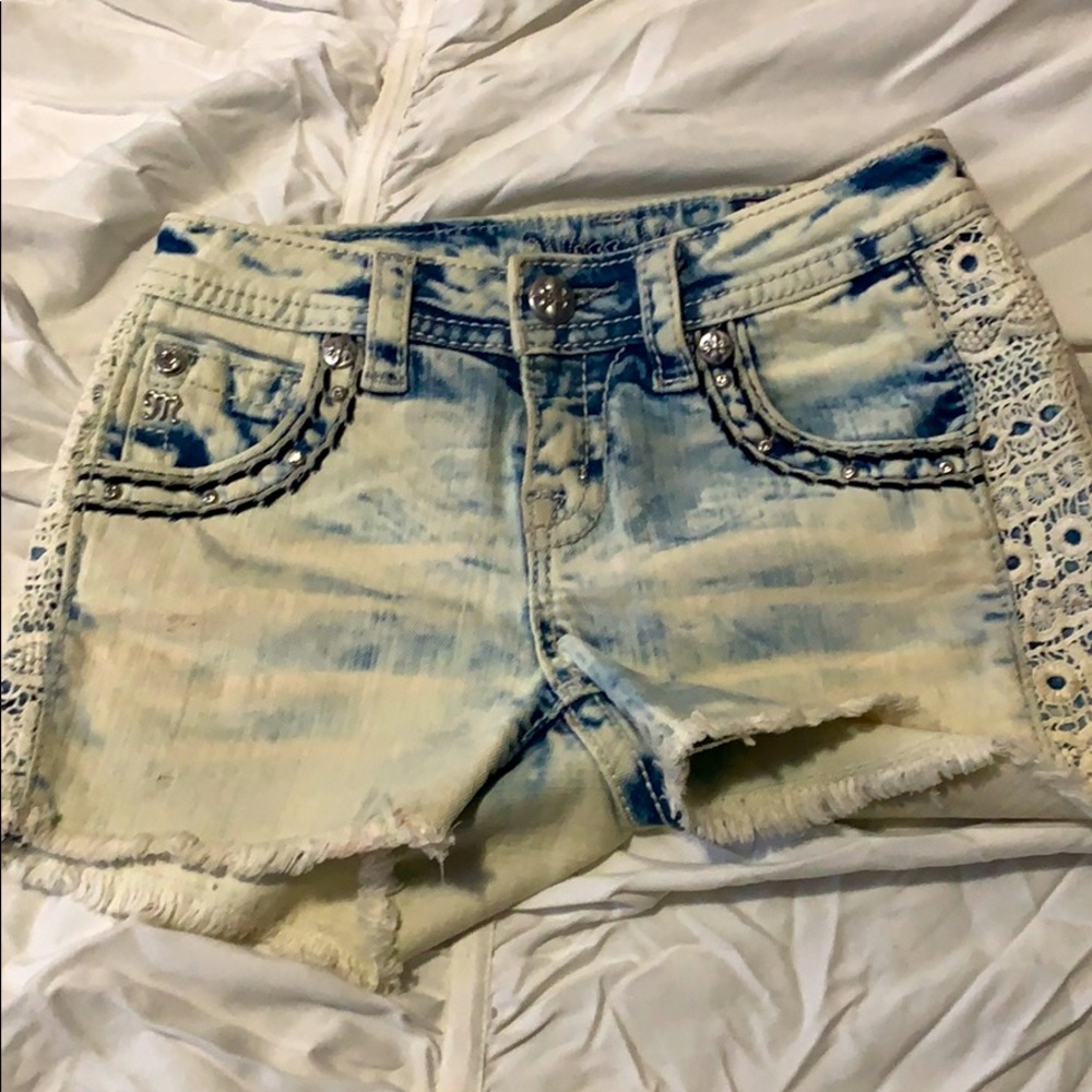 Girls Miss Me jean shorts